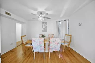 548 E 61st Street, Chicago, IL 60637 - Photo 9