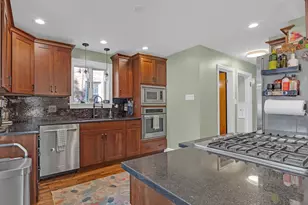 [Address not provided], Chicago, IL 60655 - Photo 5