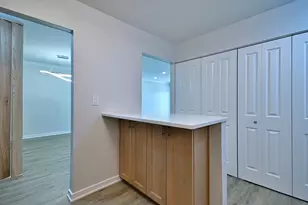 945 E Kenilworth Ave, Palatine, IL 60074 - Photo 19