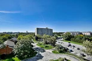 40 N Tower Rd, Oak Brook, IL 60523 - Photo 27
