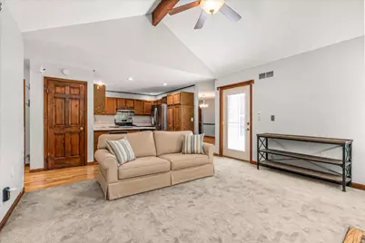 44W043 Fox Wilds Drive, Saint Charles, IL 60175 - Photo 5