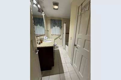 110 Brookhill Road, Libertyville, IL 60048 - Photo 7