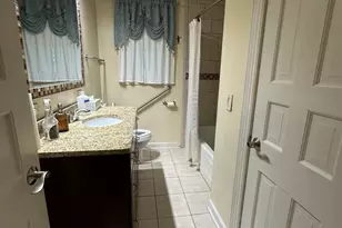 110 Brookhill Rd, Libertyville, IL 60048 - Photo 7