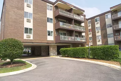 1311 S Finley Road #213, Lombard, IL 60148 - Photo 1