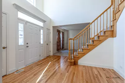 2095 Rockland Drive, Aurora, IL 60503 - Photo 7