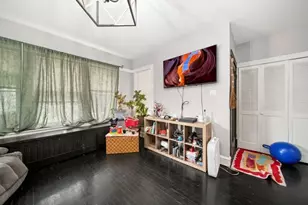 5344 W Drummond Pl, Chicago, IL 60639 - Photo 7