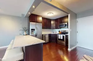 10 E Ontario St, Chicago, IL 60611 - Photo 7