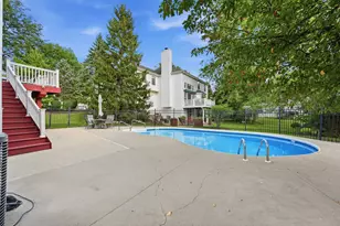 3 White Fence Trail, Streamwood, IL 60107 - Photo 39