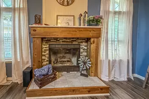 620 Walnut St, Humboldt, IL 61931 - Photo 9