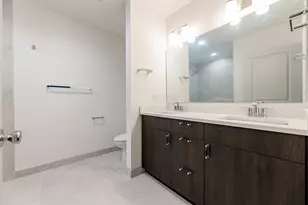 2832 W Wilcox St, Chicago, IL 60612 - Photo 23