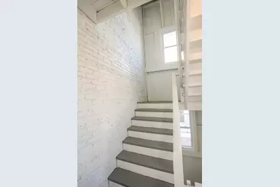 5338 W Montrose Avenue, Chicago, IL 60641 - Photo 43