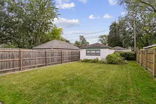 12613 S Throop St, Calumet Park, IL 60827 - Photo 19