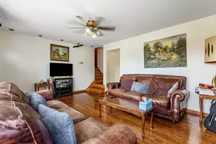 93 E Craig Dr, Chicago Heights, IL 60411 - Photo 9