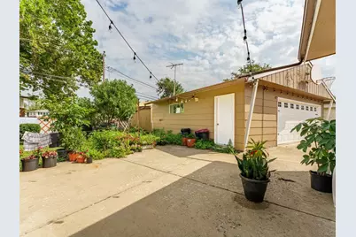 93 E Craig Drive, Chicago Heights, IL 60411 - Photo 23
