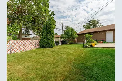 93 E Craig Drive, Chicago Heights, IL 60411 - Photo 25