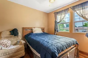 93 E Craig Dr, Chicago Heights, IL 60411 - Photo 17