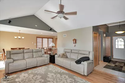 1541 Mallards Cove, Beecher, IL 60401 - Photo 7
