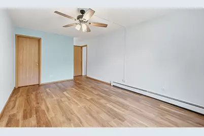 9S110 Lake Drive #104, Willowbrook, IL 60527 - Photo 13