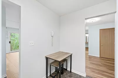9S110 Lake Drive #104, Willowbrook, IL 60527 - Photo 7