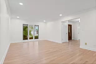 4319 Phyllis Dr, Northbrook, IL 60062 - Photo 5