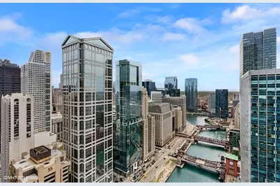 300 N State Street #5201, Chicago, IL 60654 - Photo 7