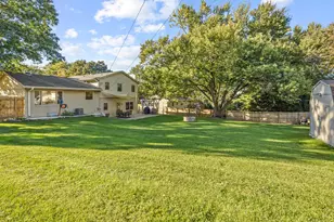 445 Stanford Dr, Marengo, IL 60152 - Photo 11