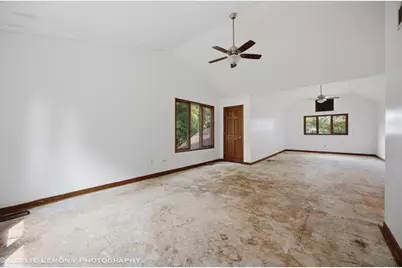 745 Jamestowne Court, Sleepy Hollow, IL 60118 - Photo 15