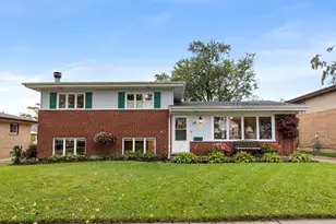 56 Peyton Dr, Chicago Heights, IL 60411 - Photo 1