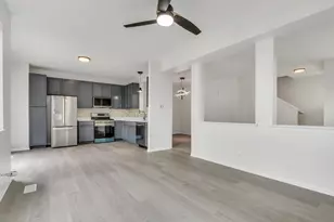 601 W Kristina Ln, Round Lake, IL 60073 - Photo 19