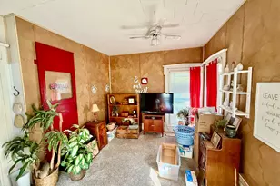 601 NW 6th St, Aledo, IL 61231 - Photo 7