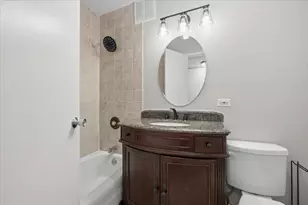 655 W Irving Park Rd, Chicago, IL 60613 - Photo 15