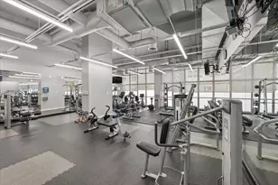 655 W Irving Park Rd, Chicago, IL 60613 - Photo 23