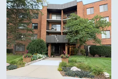 950 E Wilmette Road #121, Palatine, IL 60074 - Photo 1