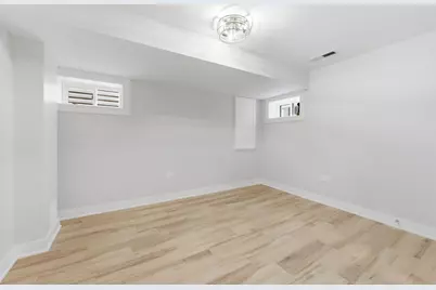 4903 N Moody Avenue, Chicago, IL 60630 - Photo 33