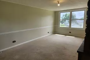 914 Oakleaf Ave, McHenry, IL 60051 - Photo 7