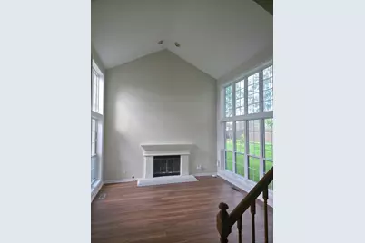 419 Prairieview Drive, Oswego, IL 60543 - Photo 5