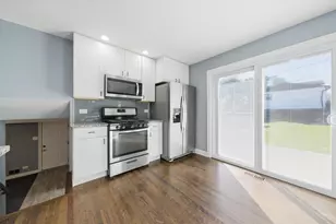 5835 Colina Ave, Oak Forest, IL 60452 - Photo 11
