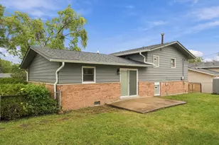 5835 Colina Ave, Oak Forest, IL 60452 - Photo 23