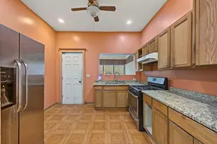 3621 W Lexington St, Chicago, IL 60624 - Photo 11