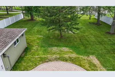 11611 Douglas Avenue, Huntley, IL 60142 - Photo 35