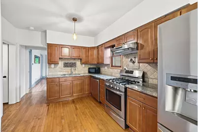 5455 N Lieb Avenue, Chicago, IL 60630 - Photo 9
