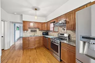 5455 N Lieb Ave, Chicago, IL 60630 - Photo 9