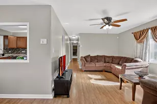 7 E Rocket Cir, Park Forest, IL 60466 - Photo 7