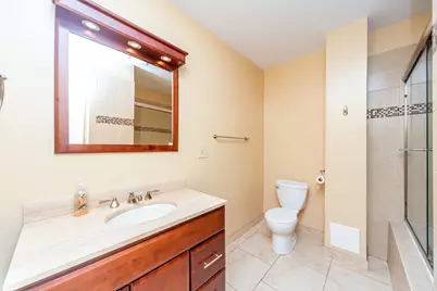 7554 N Claremont Avenue #G, Chicago, IL 60645 - Photo 11