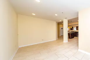 7554 N Claremont Ave, Chicago, IL 60645 - Photo 3