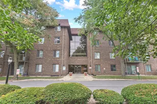 830 Elder Rd, Homewood, IL 60430 - Photo 1