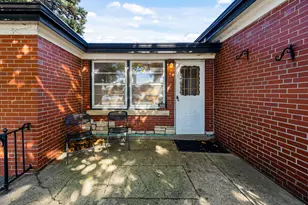 3600 W 99th St, Evergreen Park, IL 60805 - Photo 25