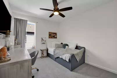 150 S Myrtle Avenue, Villa Park, IL 60181 - Photo 13