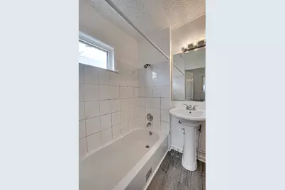 523 Grand Avenue #2, Aurora, IL 60506 - Photo 5