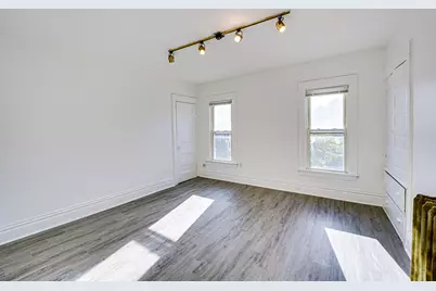 523 Grand Avenue #2, Aurora, IL 60506 - Photo 11
